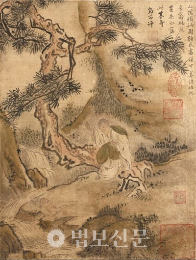 심사정 作 ‘산승보납도’, 18세기, 비단에 먹과 엷은 채색, 36.5×27.1㎝, 부산시립박물관.