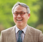 정세근 충북대 교수