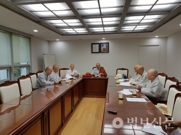 조계종 중앙선관위가 7월22일 회의를 열어 17대 중앙종회의원 보궐선거일을 확정했다.