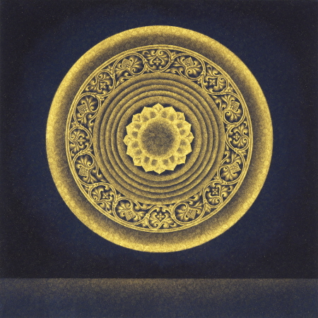 ‘다퉁(大同)을 밝힌 만월’, 80×80cm, 문양 천 위에 분채, 2021년.