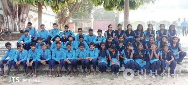 수자타아카데미 학생들. 사진출처=JTS 홈페이지.