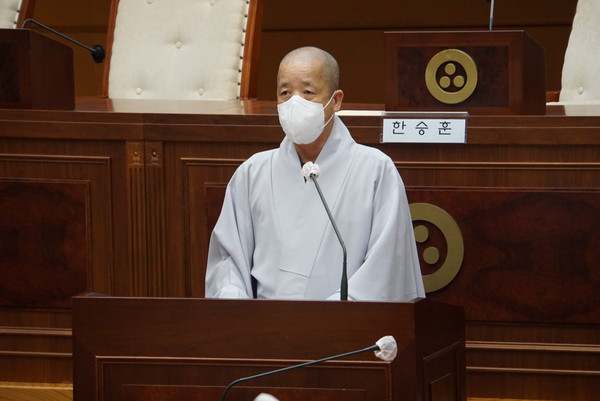 불교사회연구소장 원철 스님.