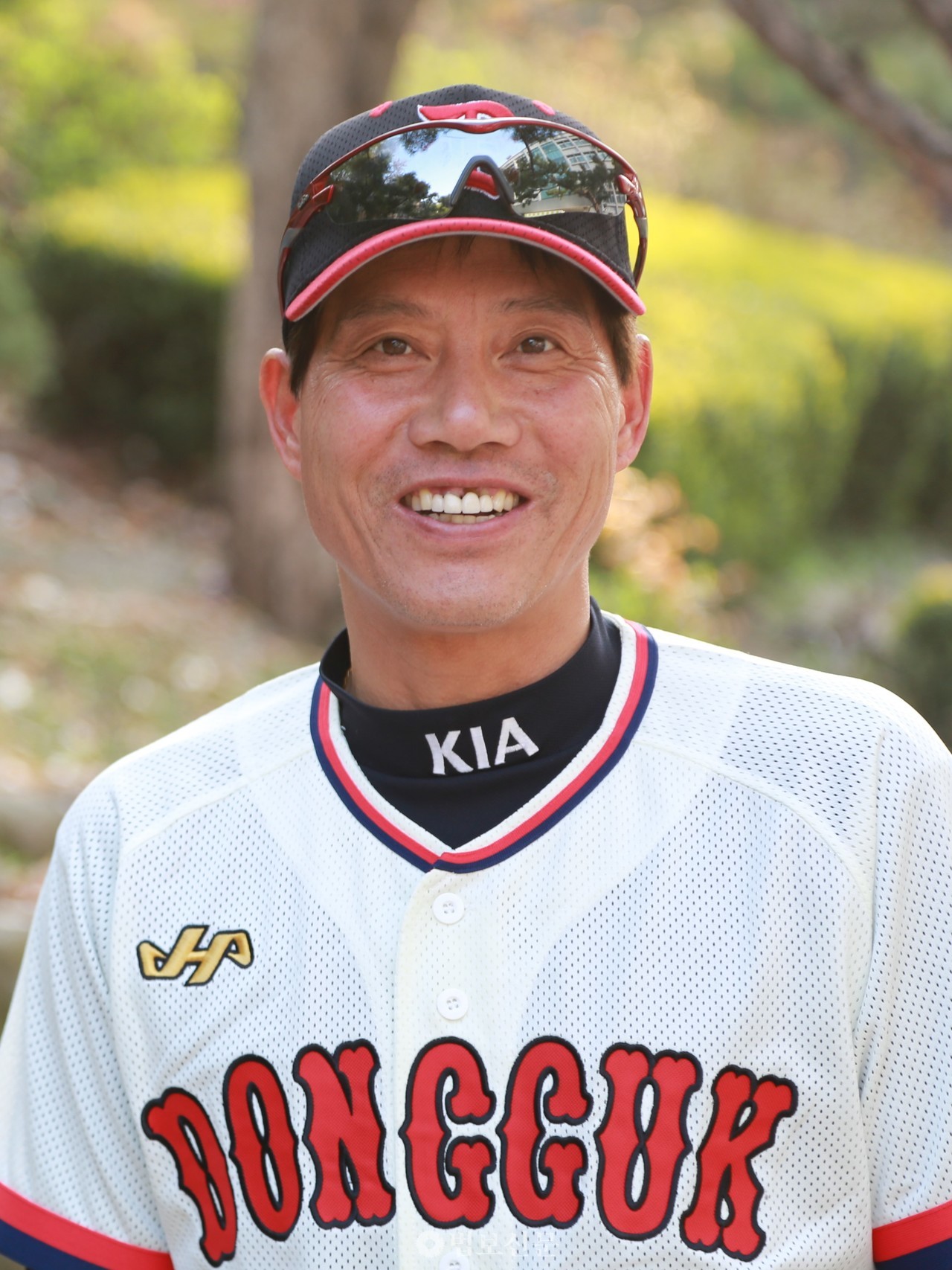 이건열 동국대 야구부 감독.