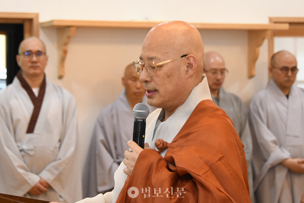 총무원장 진우 스님 영결사. 