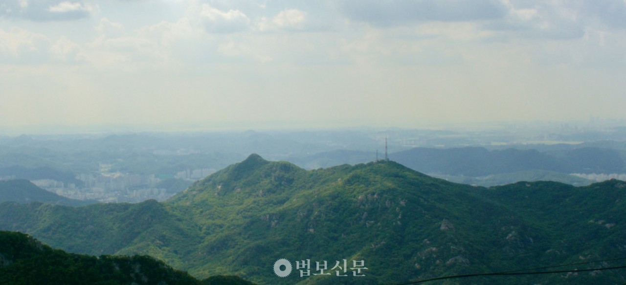 불교 삼대화상에서 유래한 삼성산.