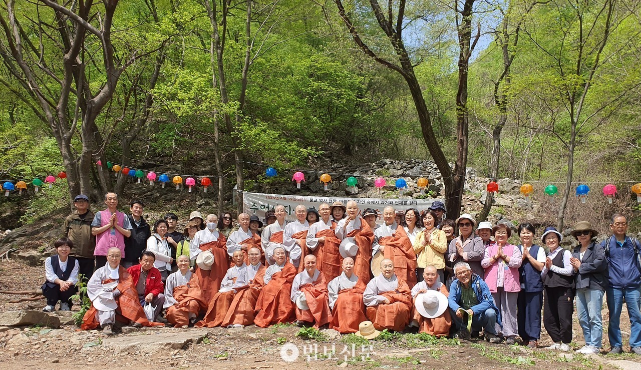 전국비구니회의 주어사지 답사.