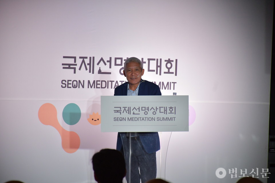 툽텐 진파(Thupten Jinpa) 마인드&라이프 의장.