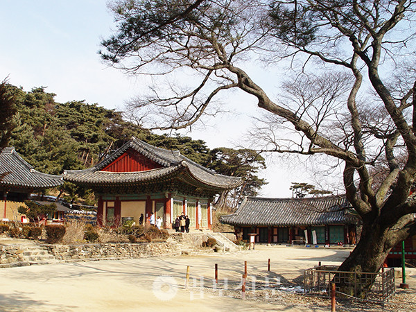 삼삼기도순례단이 12월 14일 강화 전등사에서 순례기도를 이어간다.