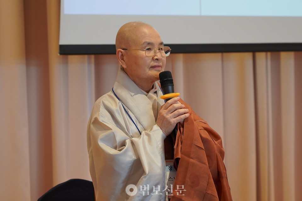 전국비구니회장 광용 스님.