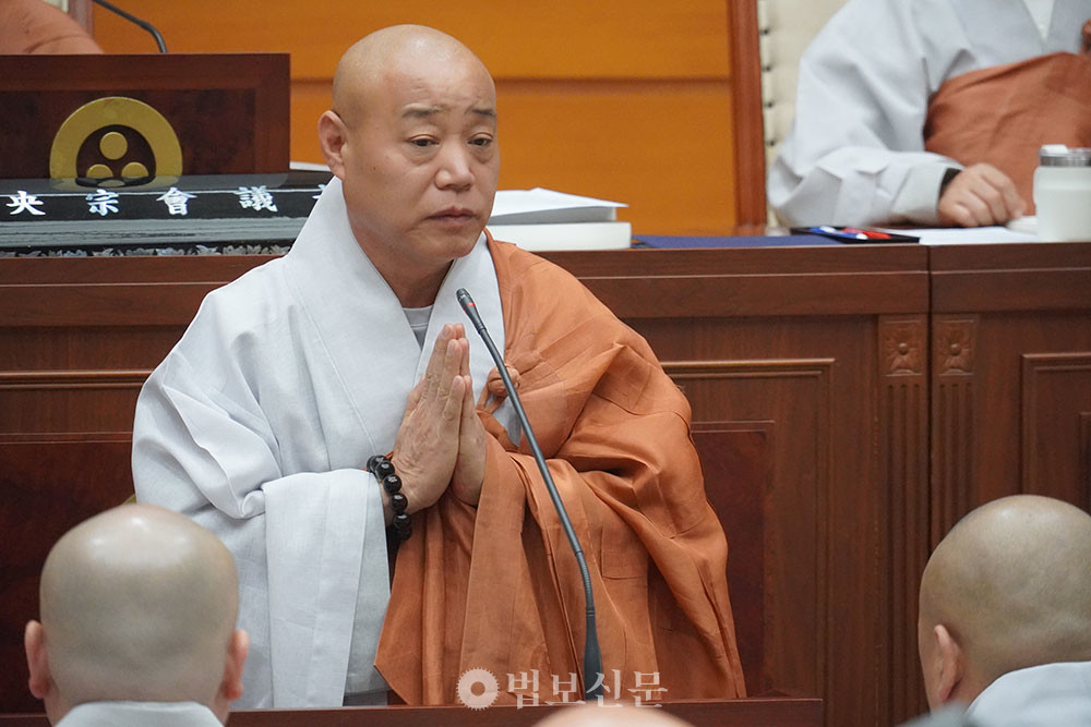 조계종 제13대 호계원장에 정묵 스님이 만장일치로 선출됐다. 