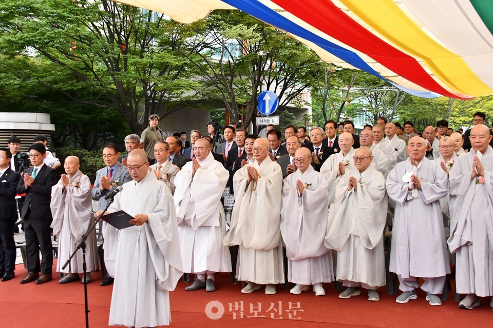 ������ ����ķ�۽� �������� ���� ������ �߿����� �����ϰ� �ִ�.