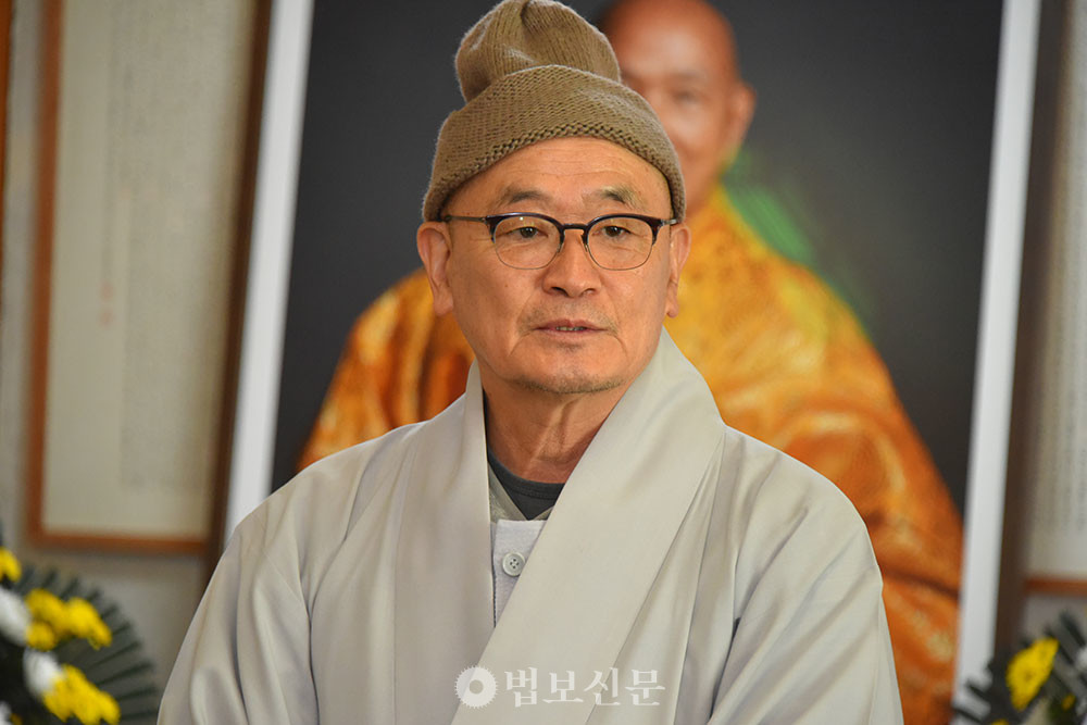 송광사 주지 법진 스님.