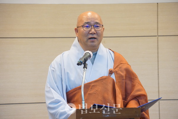 총무원장 진우 스님은 문화부장 성원 스님이 대독한 축사에서 “진리를 전하는 불서 출판인들의 정진은 곧 수행”이라며 “출판의 길이 결코 쉽지 않지만, 여러분의 노력과 정성이 불교 출판문화의 새로운 미래를 열 것”이라고 말했다.