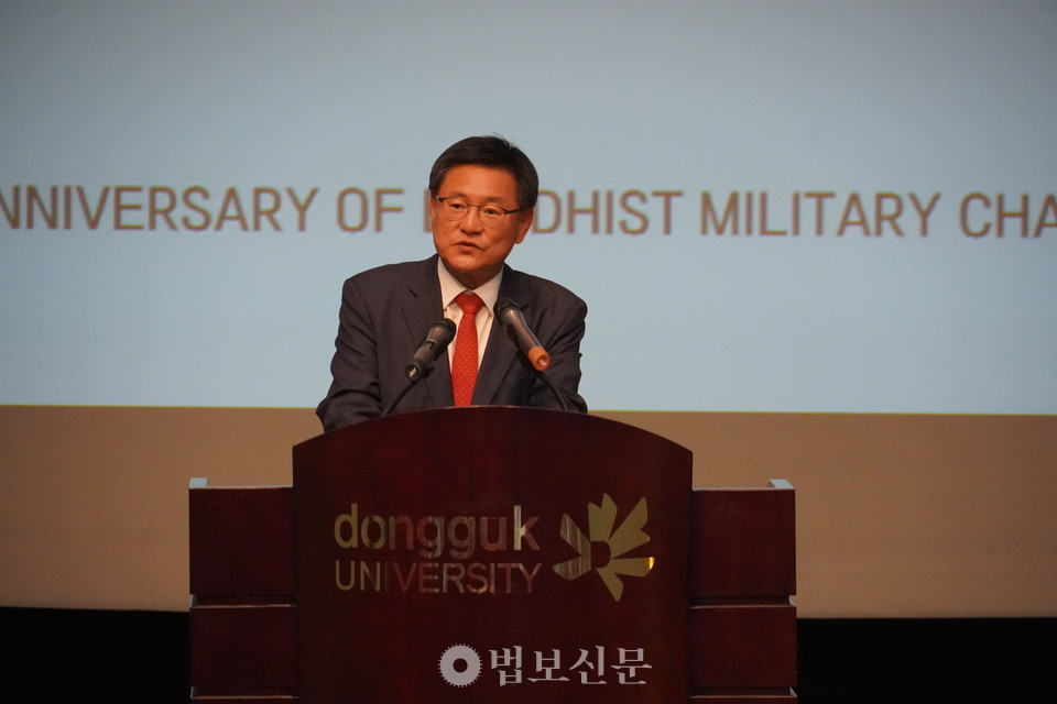 ����� ��ȸ ����ȸ���� ���� ������ ������ �ǹ̸� �����ϸ� ������ �ļ��� �ܼ��� ������ �ƴ϶� ������ ��ó �ӿ��� �庴�鿡�� ���ο� ����� �ǳ׿� ȣ�� ������ ���硱��� ���ߴ�.