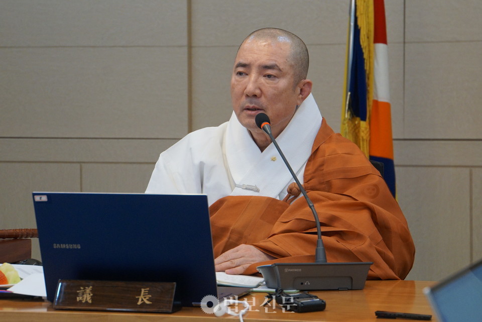 학교법인 동국대 이사장 돈관 스님.
