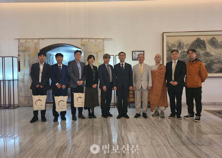 �̼�ȣ(������ �ټ� ��°) ���ε� ���ѹα� ���.[������ ȫ����]