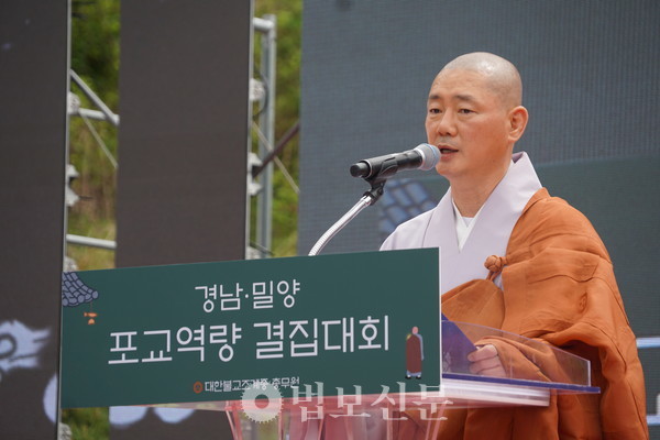 ��û� ���� ���� ������ ��ȸ�翡��&nbsp;���̹� ������ȸ�� ��δ����� ���ڸ��� �� ���� ���������� ��ȭ�ϰ� Ȱ���� �Ҿ�ִ� �ڸ������ ���ߴ�.