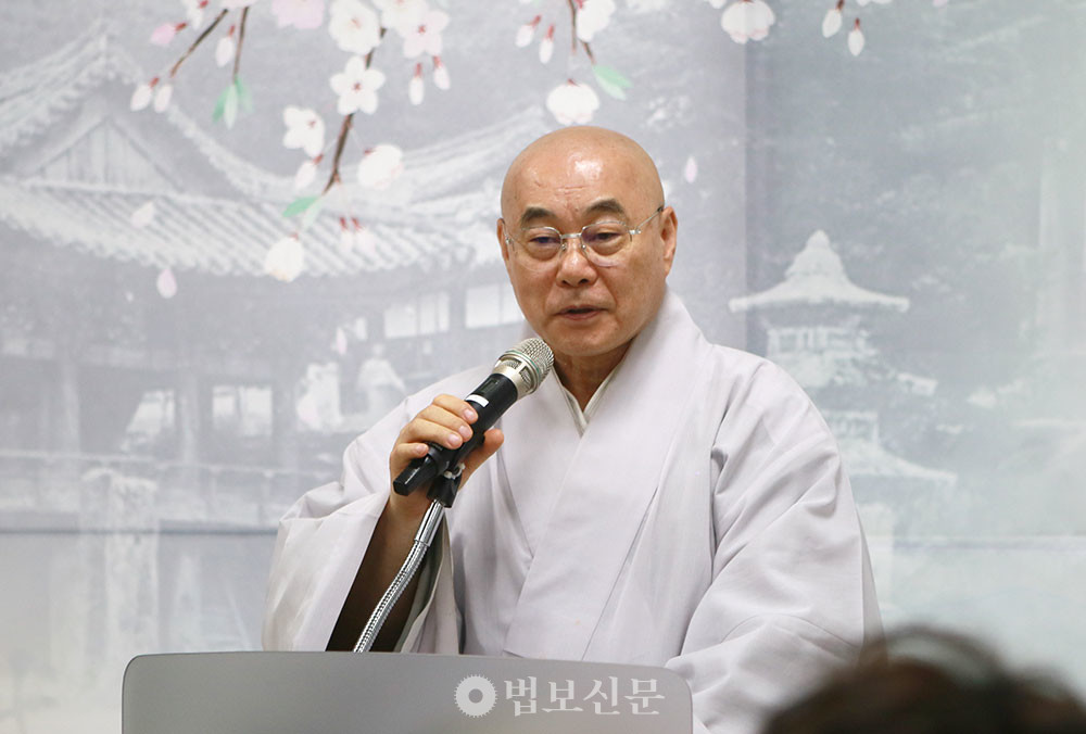 BBS부산불교방송 사장인 원허스님