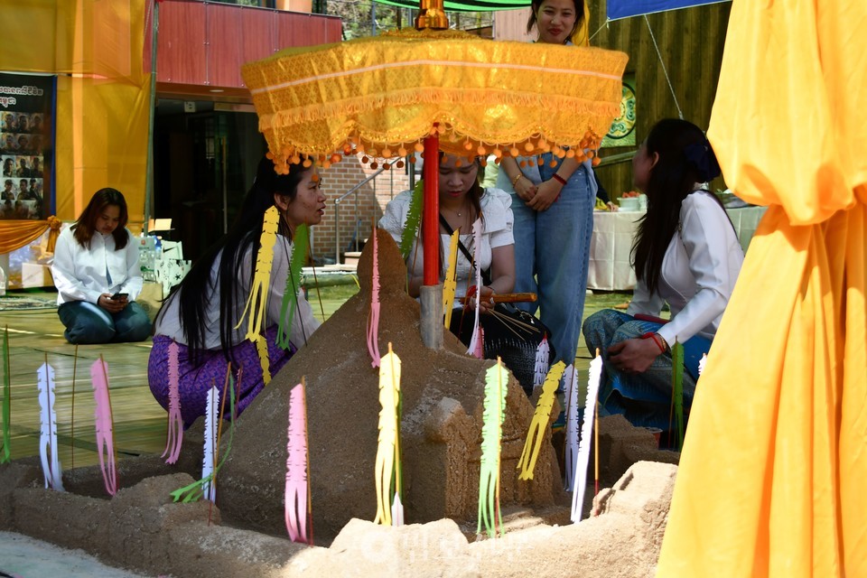 ũ�޸� ���̾� ������ Ư¡�� ��ž �⵵