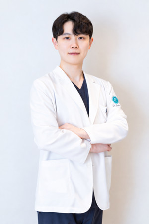 탄력 저하로 달라진 얼굴선…인모드•슈링크 리프팅 선택 시 고려할 점은